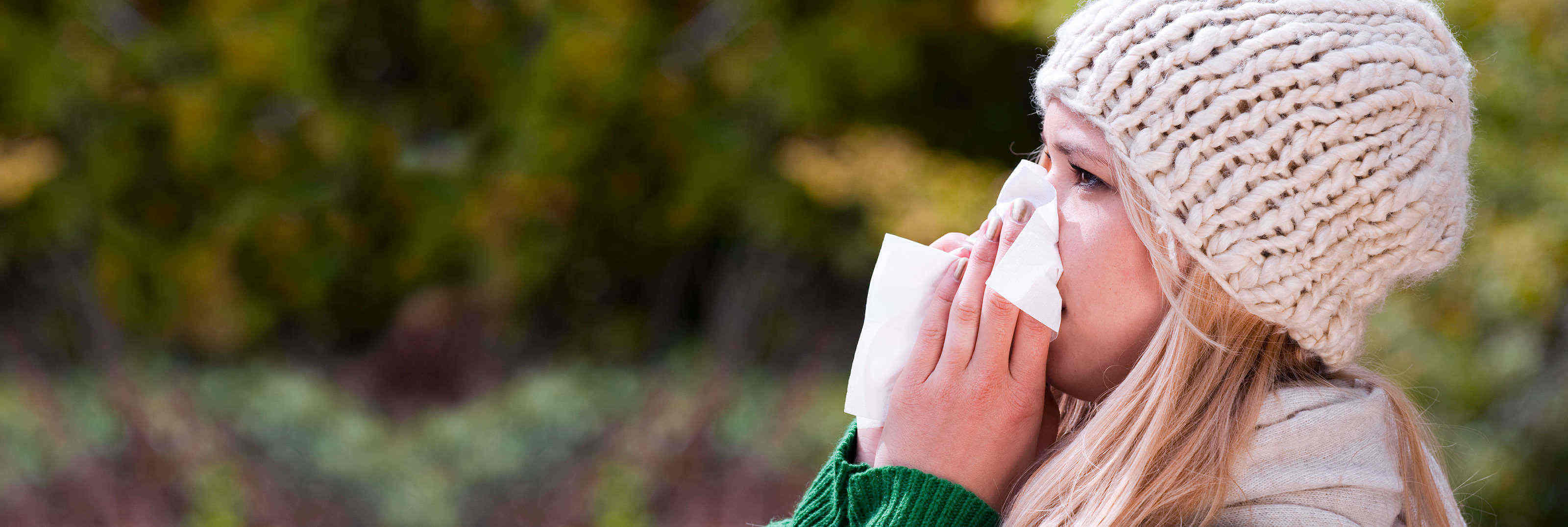 Chica con congestión nasal